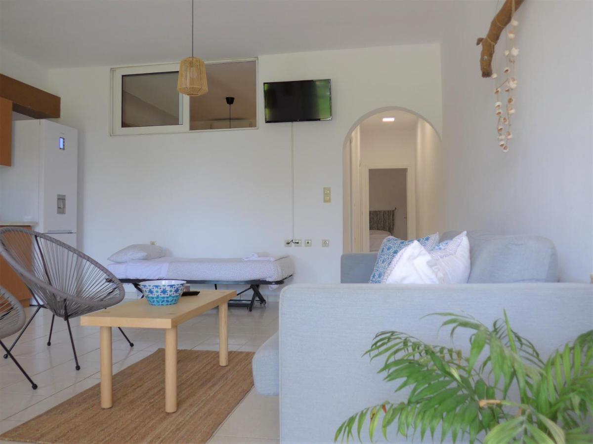 Kalamaki Plaza Apartments エクステリア 写真