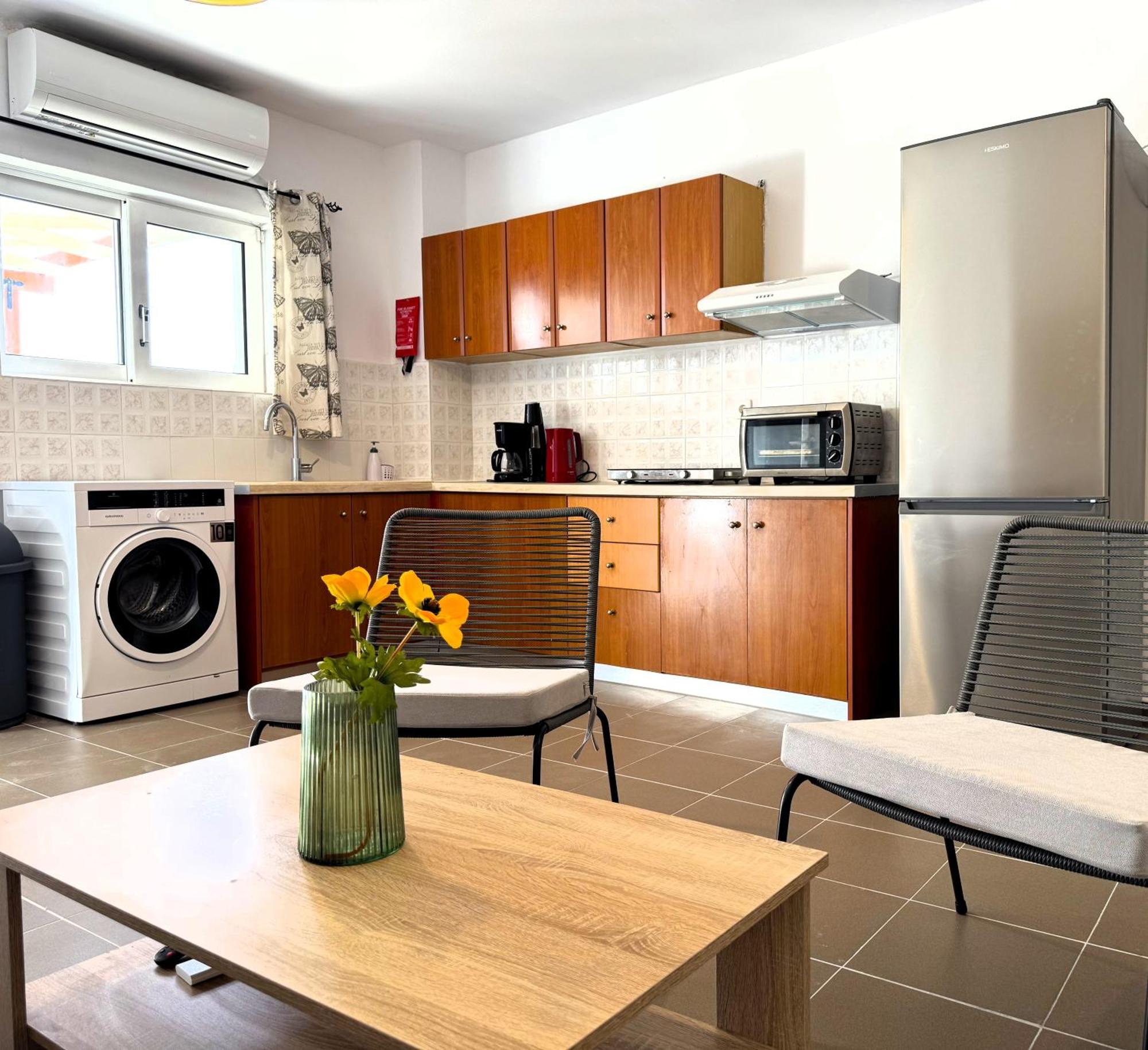 Kalamaki Plaza Apartments エクステリア 写真