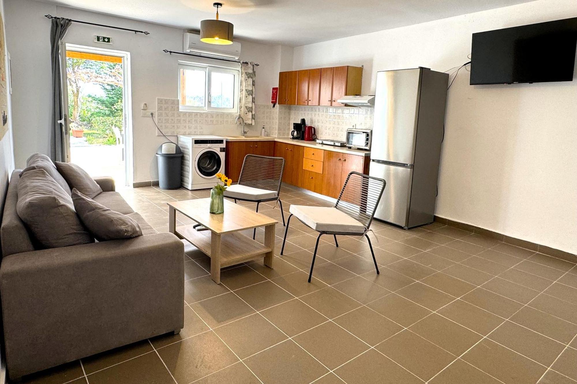 Kalamaki Plaza Apartments エクステリア 写真